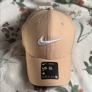 Nike Beige Cap
